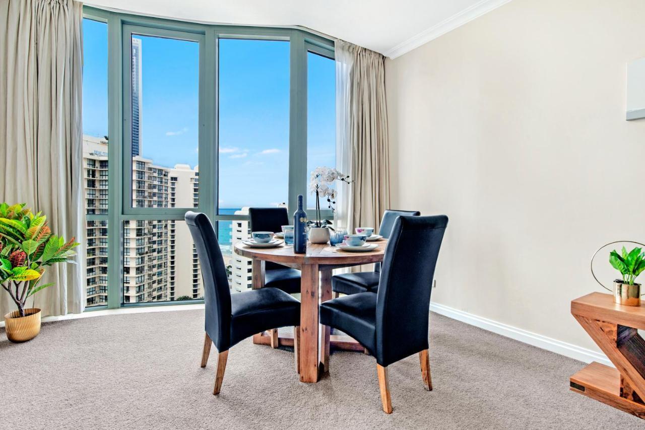 Legends 1 Bedroom Spa Suite - We Accommodate Gold Coast Esterno foto