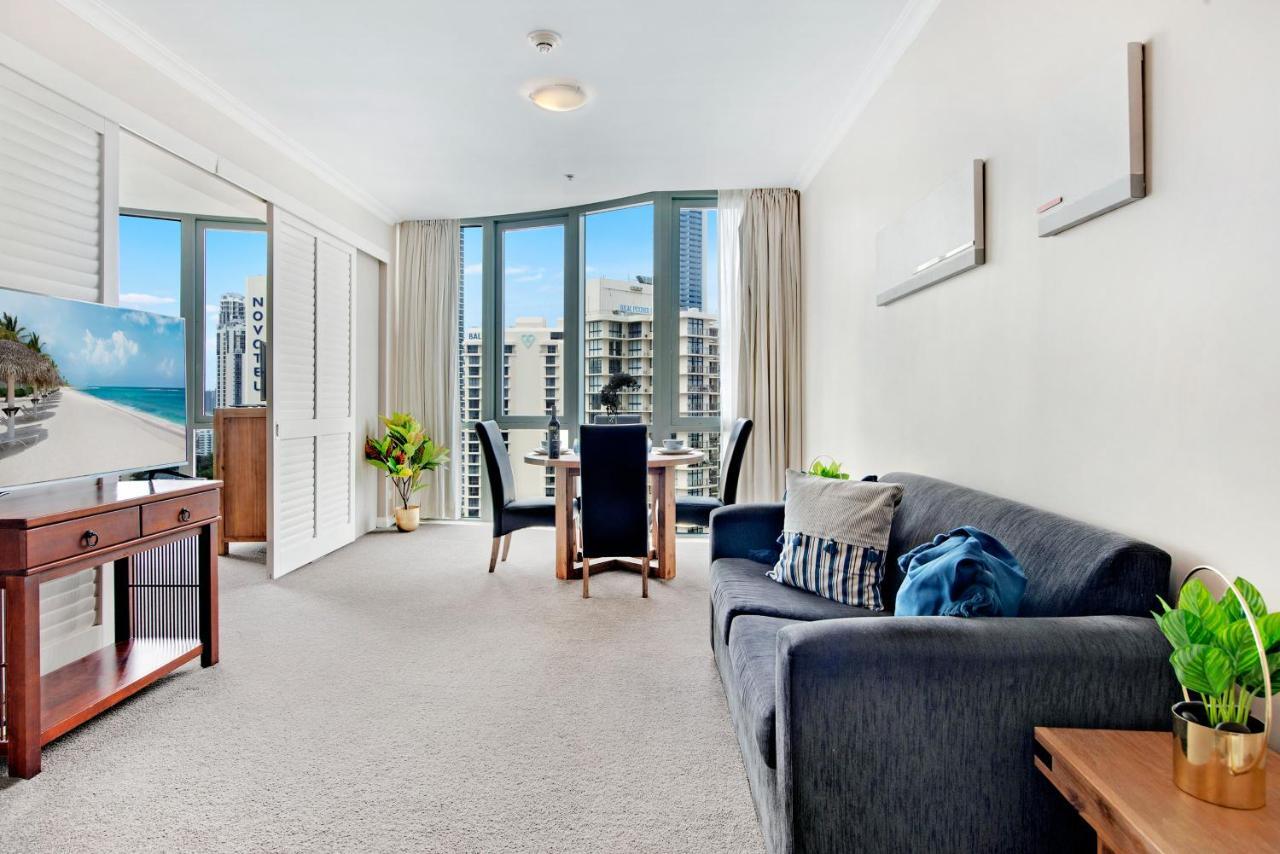Legends 1 Bedroom Spa Suite - We Accommodate Gold Coast Esterno foto